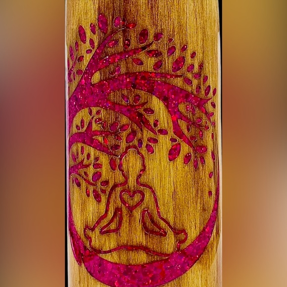 Gratitude, 17oz epoxy water bottle, pink glitter inlays, hand painted wood grain - Picture 10 of 11